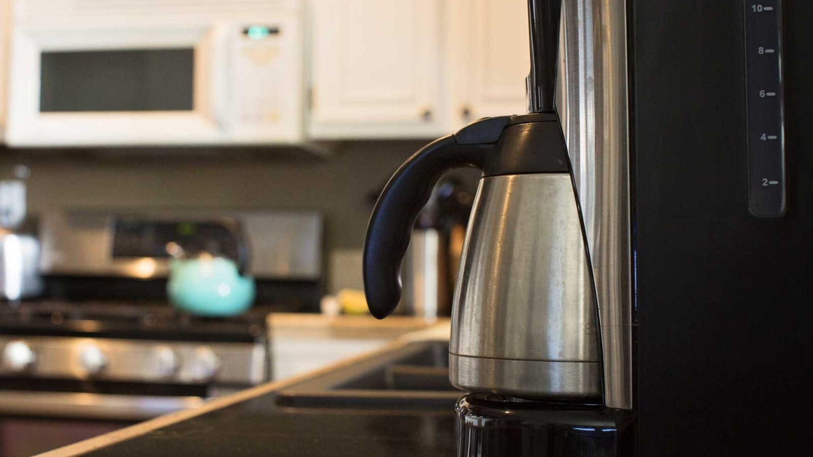 prise plan de travail cuisine