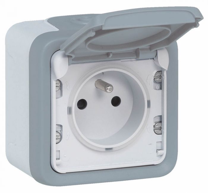 Prise 2P+T 16A + clapet protection IP55 complet saillie - Plexo - Legrand