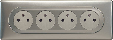 Quadruple prise affleurante 2P+T 16A + boîte encastrement Céliane - Legrand