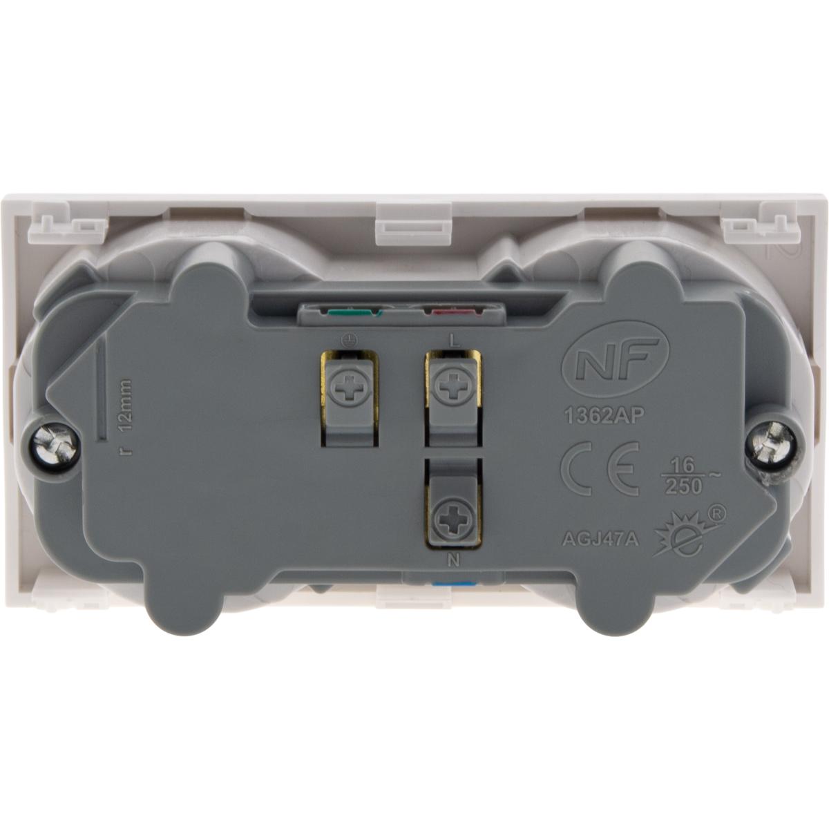 Prise affleurante 16A - Blanc - FORTYfive - Protec