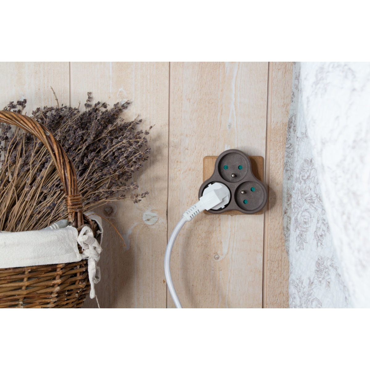 Triplite recyclée éco-conçue Natura 3x16A - Zenitech