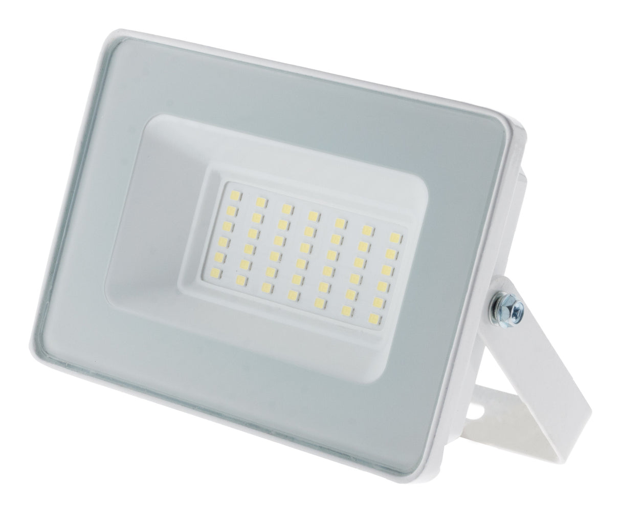 Projecteur LED de chantier étanche - 30W 3000Lm IP65 6500K - Blanc - A+ - Zenitech