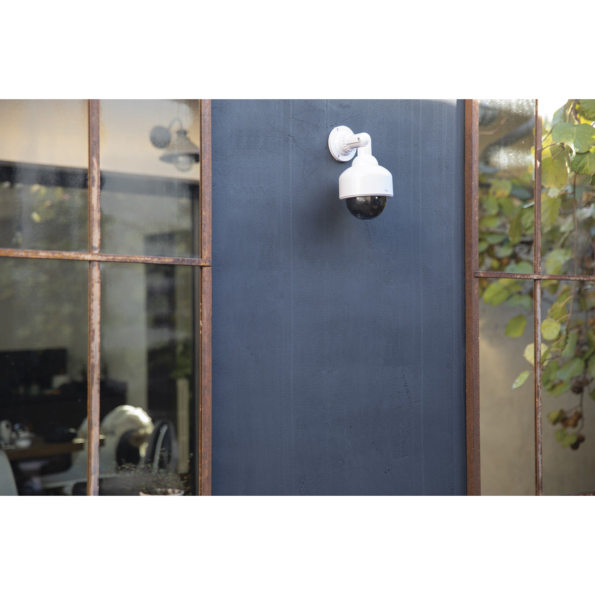 Caméra de surveillance extérieure factice avec LED - Otio