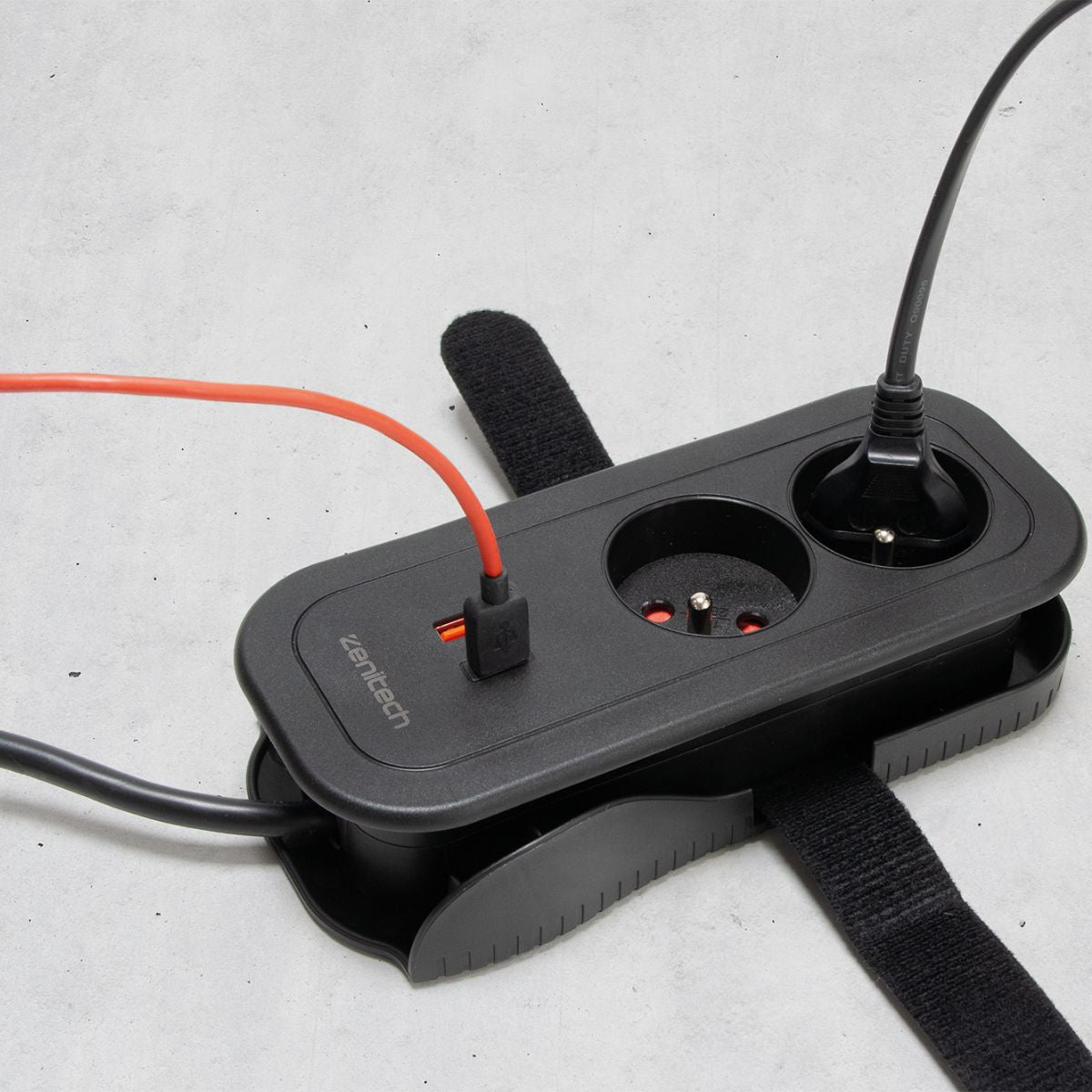 Bloc multiprise nomade 4 prises dont 2 USB - Noir - Mundo - Zenitech