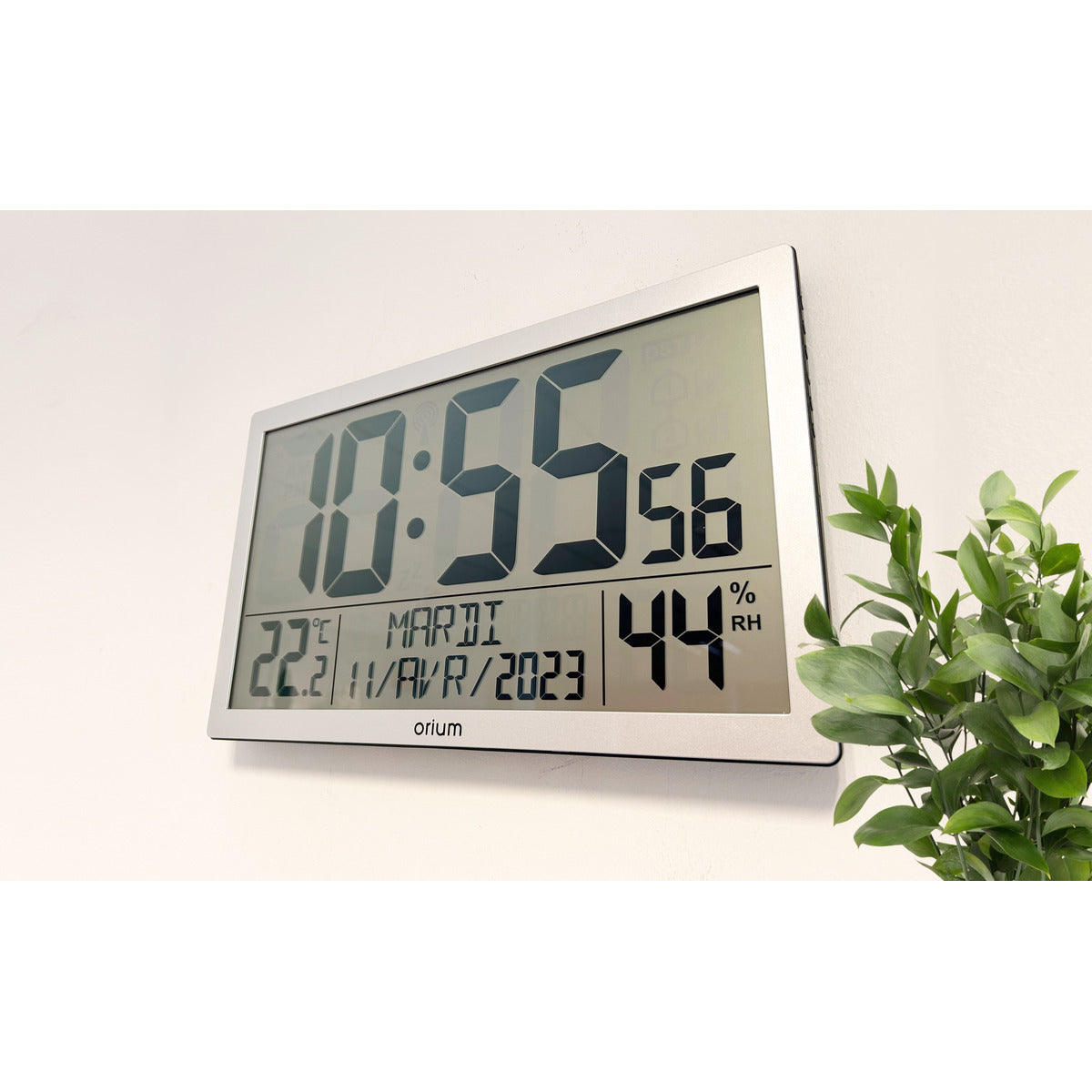 Horloge digitale calendrier RC Giant - Orium
