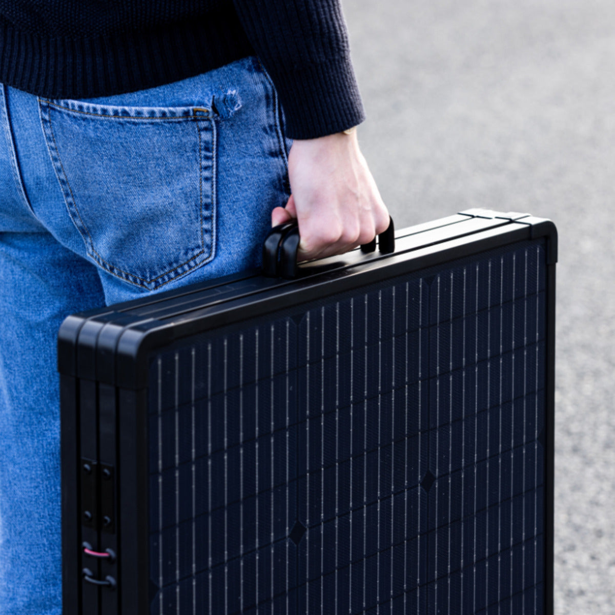 Pack générateur solaire LFP Izywatt 800 + panneau solaire 200W - Orium