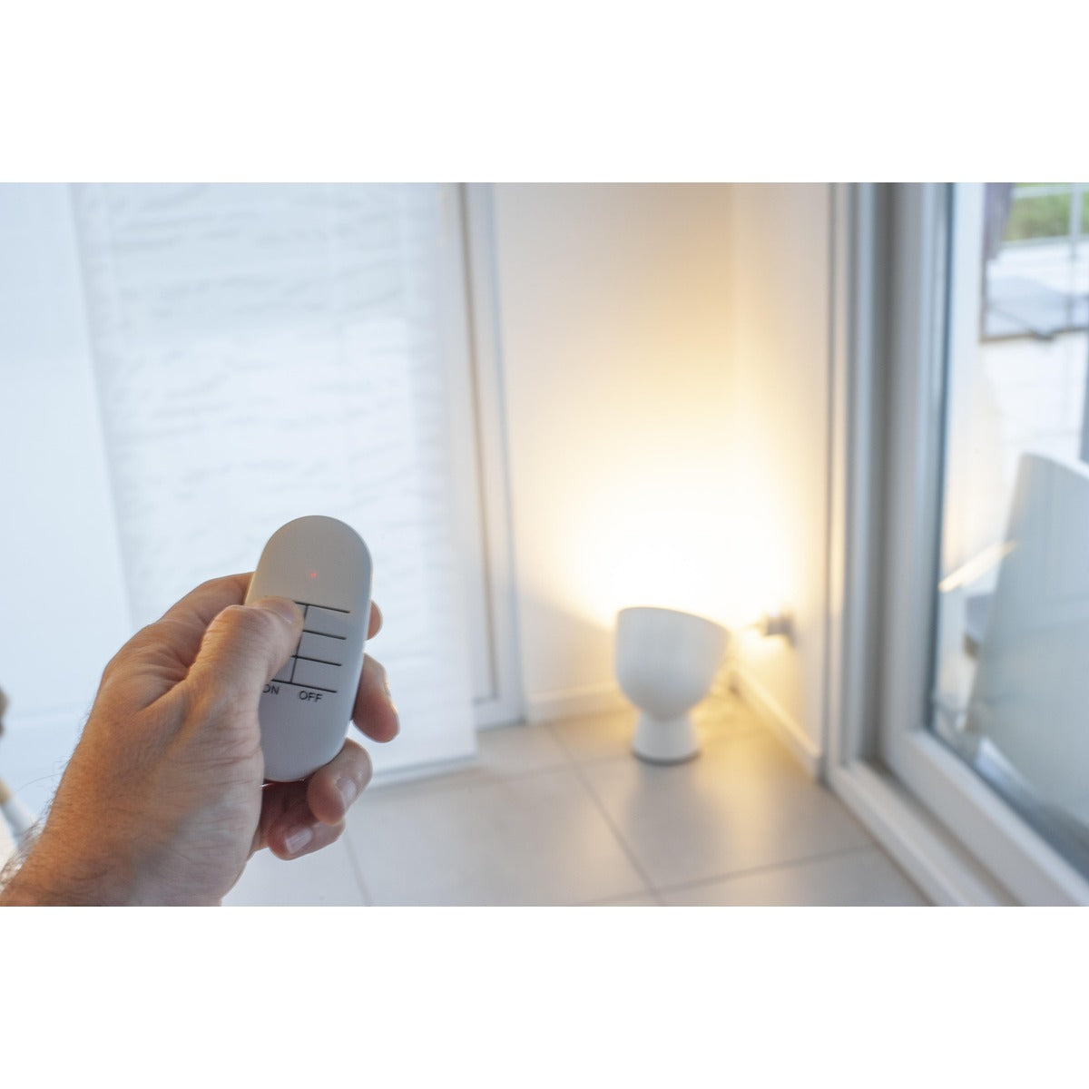 Veilleuse LED sur prise + prise Wi-Fi connect - 433 MHz - DiO