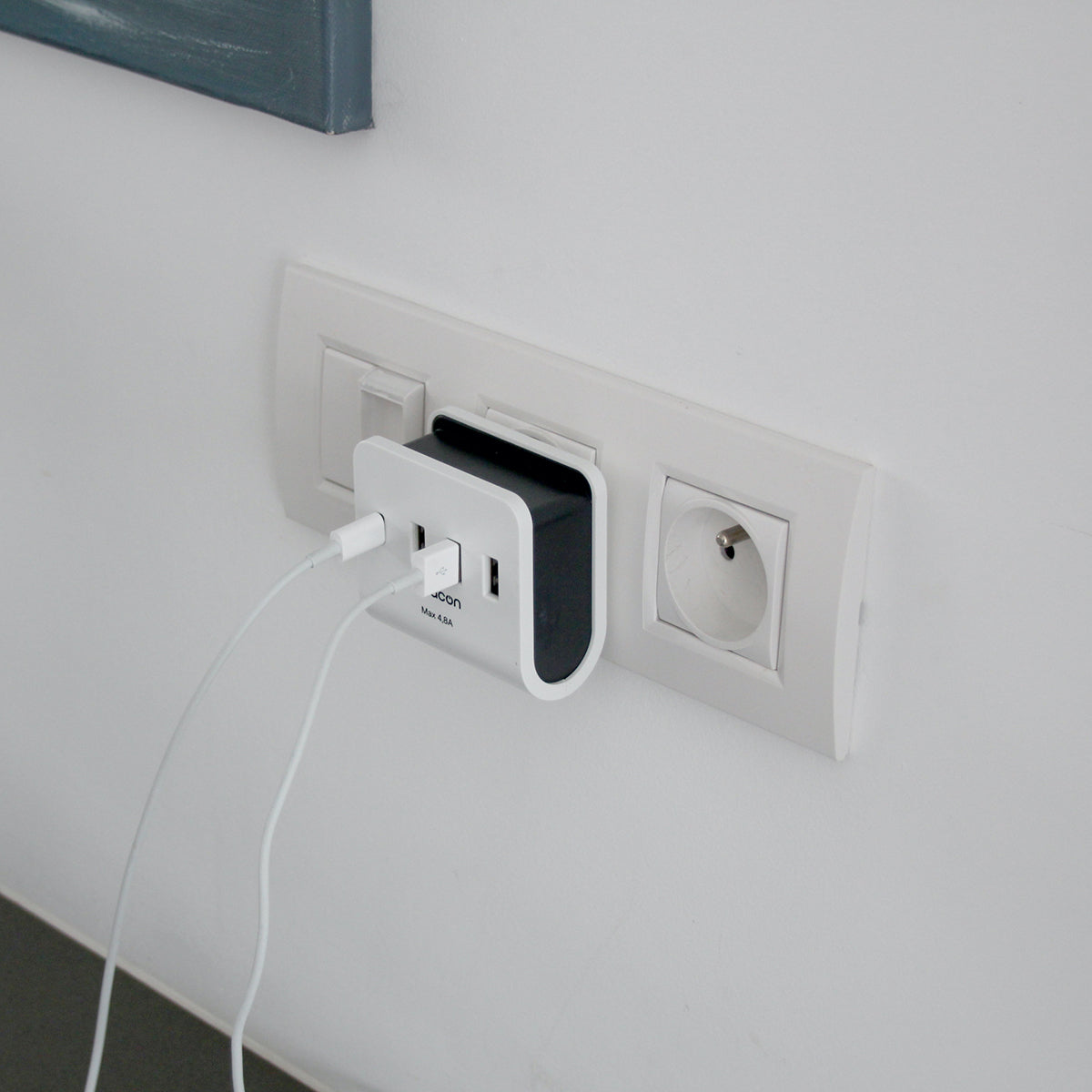 Chargeur USB sur prise 3xUSB-A + 1xUSB-C - Chacon